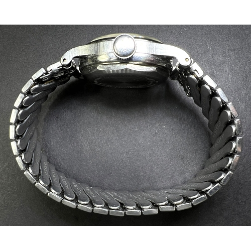 644 - A mid 20th century Mido wristwatch with pink dial, stainless steel case