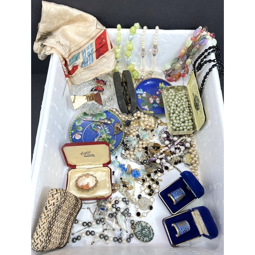 Lot 682       