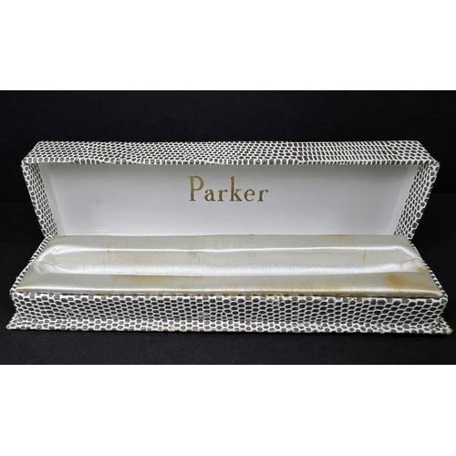685 - An originally cased Parker Duofold pen yellow metal nib