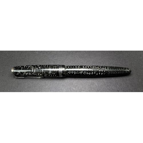 685 - An originally cased Parker Duofold pen yellow metal nib