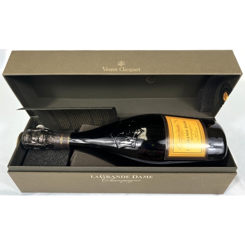 725 - A 75cl bottle of Veuve Cliquot Ponsardiu la Grande Dame Champagne Brut, in presentation box