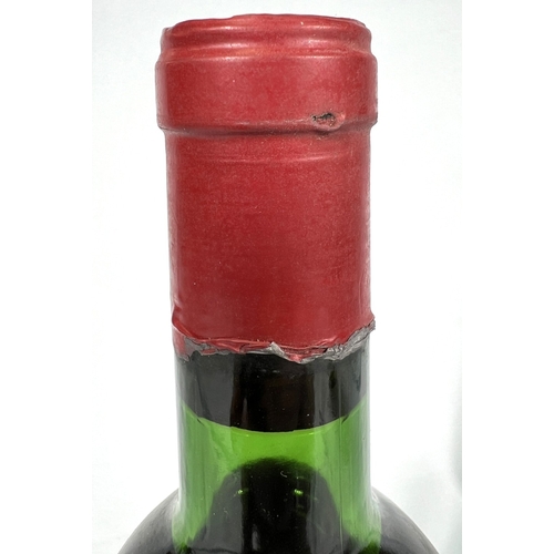 732 - A bottle of Chateau Ducru-Beaucaillou Sain Julien Medoc 1970