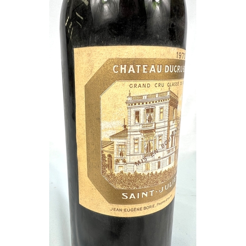 733 - A bottle of Chateau Ducru-Beaucaillou Sain Julien Medoc 1970
