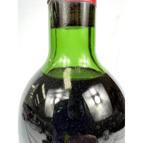 733 - A bottle of Chateau Ducru-Beaucaillou Sain Julien Medoc 1970