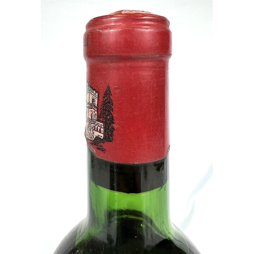 733 - A bottle of Chateau Ducru-Beaucaillou Sain Julien Medoc 1970