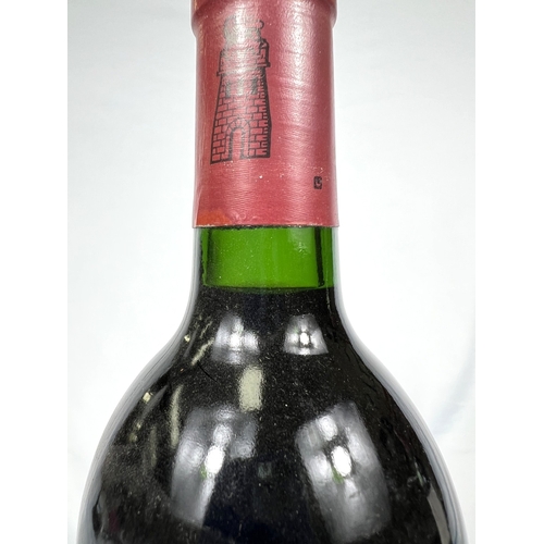 734 - A Grand Vin de Chateau Latour Premier Grand Cru Classe Pauillac 1989