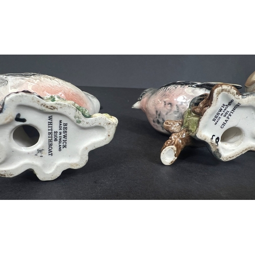 525A - Beswick, figure of a Parakeet, figure of a pigeon, other similar birds a.f