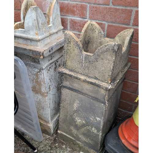 203B - A vintage garden planter etc