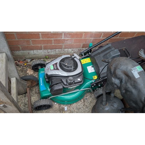 213A - A Gardenline lawn mower