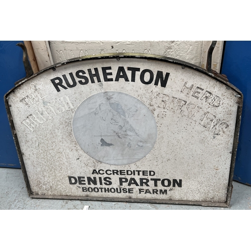 206A - A vintage sign for Rushton's cow farm