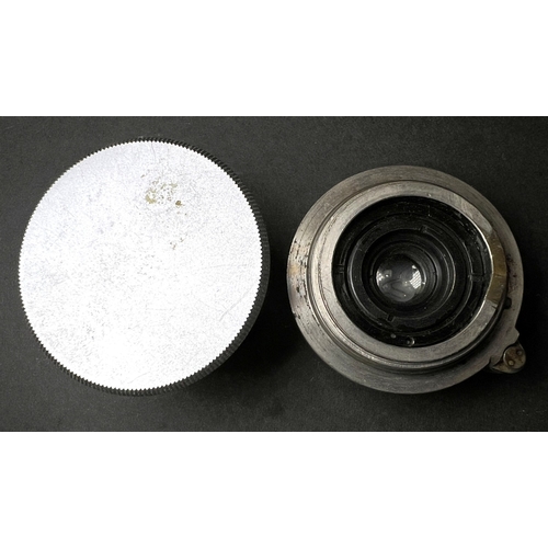 4 - A LEICA 35mm camera with 50mm lens and 35mm lens, serial number. 654440 (poor condition)NB: descript... 