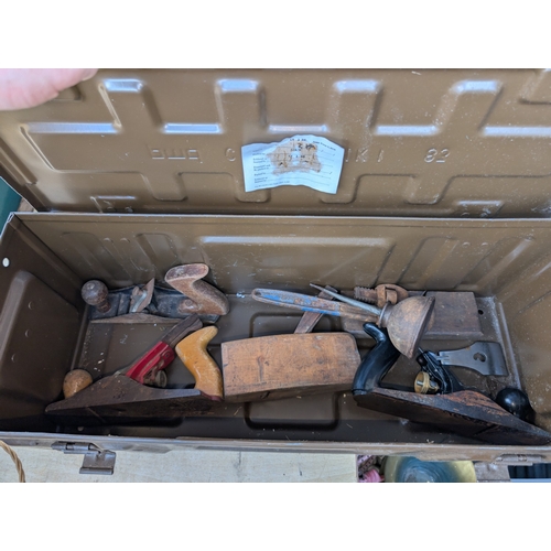 91 - A vintage military ammunition box