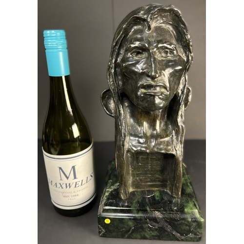 12 - American History Interest: After Frederick Remington (1861 - 1909): 'The Savage', bronze bust sculpt... 