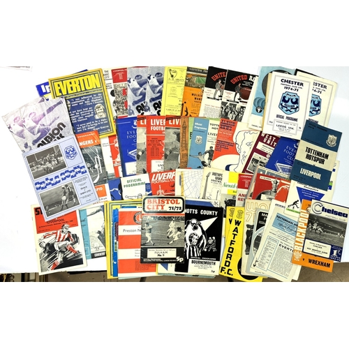 230A - Collection of football programmes 1957/58 Manchester United v Blackpool (token removed), 1959/60 Wes... 