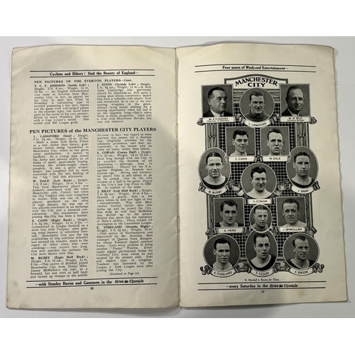 240A - 1933 FA Cup Final official match programme Everton v Manchester City 29 April 1933 at Wembley; creas... 