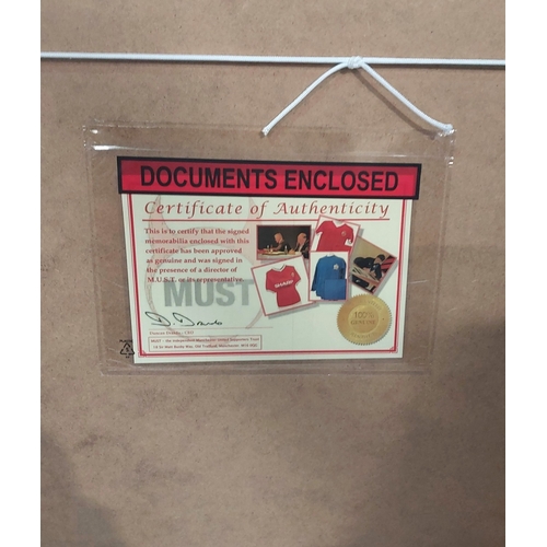 249B - Eric Cantona 'I love you so much' signed and framed 45 vinyl record with photos and a plaque in fram... 