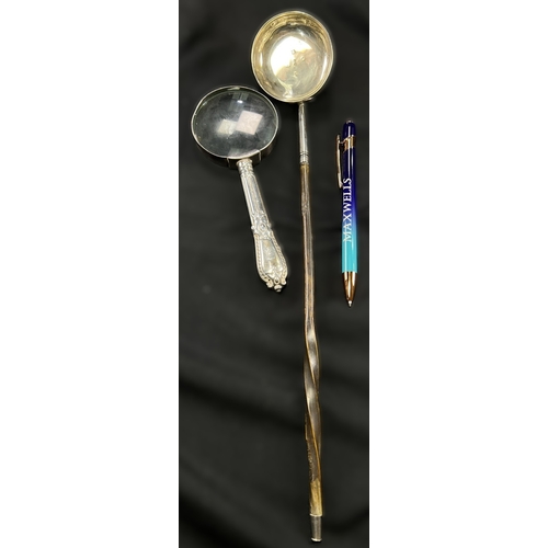 607 - A Georgian punch ladle with twisted bone handle, Edinburgh 1810
