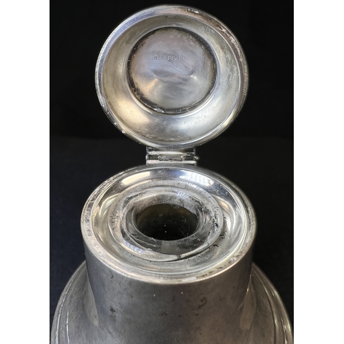 610 - A hallmarked silver inkwell in the form of a bell, Birmingham 1900