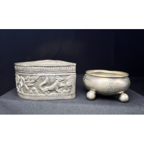 613 - A pair of chased hallmarked silver napkin rings; an engine turned pair of napkin rings; a hms salt o... 