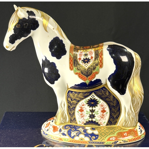 460A - A Royal Crown Derby limited edition Appleby Stallion 580 / 1000, with certificate and box