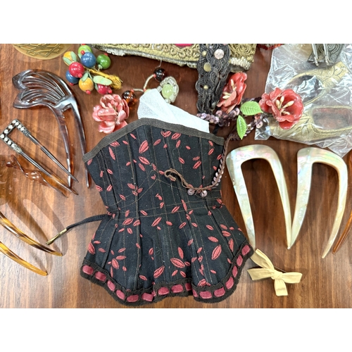 305A - A small child's / doll's corset and beadwork costume jewellery