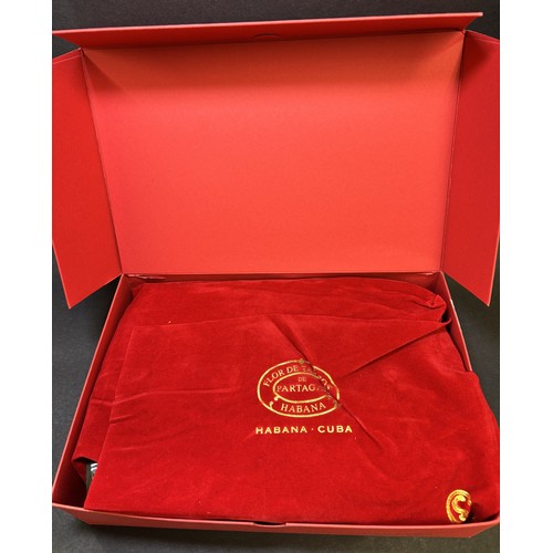 290 - Partagas 'Year of the Snake' Cigars, Habanos Festival 2025, size (135mm) x 50 robusto extra.Addition... 