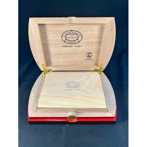 290 - Partagas 'Year of the Snake' Cigars, Habanos Festival 2025, size (135mm) x 50 robusto extra.Addition... 