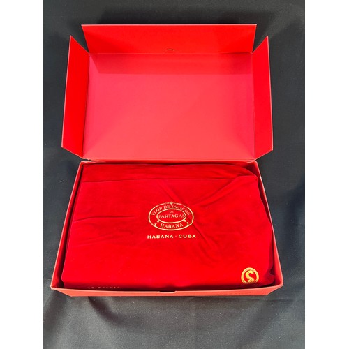 290 - Partagas 'Year of the Snake' Cigars, Habanos Festival 2025, size (135mm) x 50 robusto extra.Addition... 