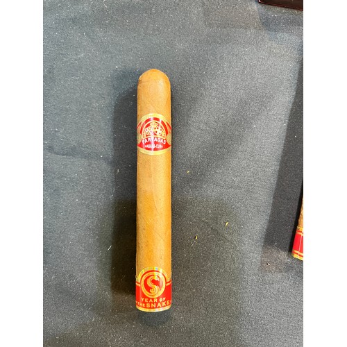 290 - Partagas 'Year of the Snake' Cigars, Habanos Festival 2025, size (135mm) x 50 robusto extra.Addition... 