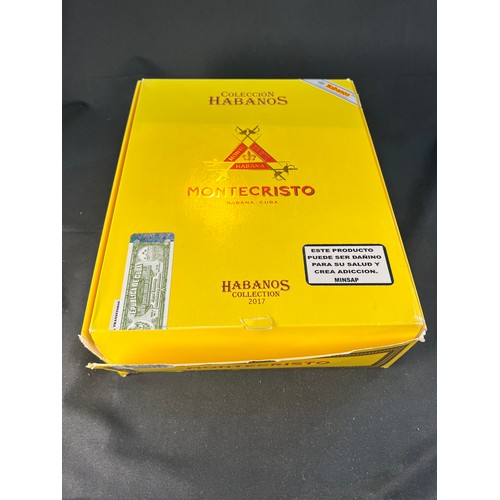 291 - Montecristo Pirámides book of 20 Cigars, part of the limited Colección Habanos series, 6 1/4