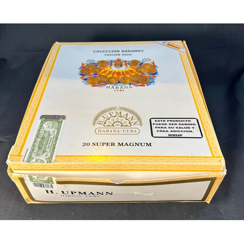 292 - H. Upmann Super Magnum Book - Box number 000053943508. 56 ring-gauge by 180mm.Additional information... 
