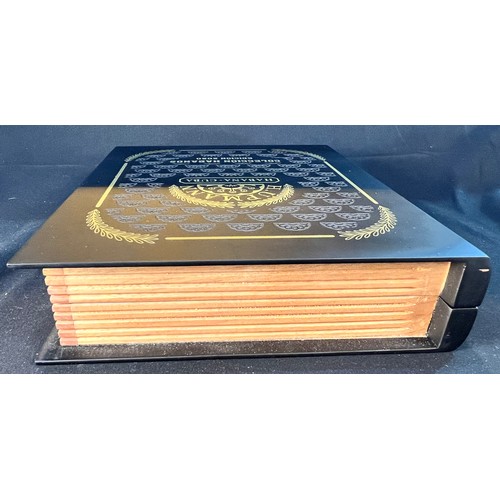 292 - H. Upmann Super Magnum Book - Box number 000053943508. 56 ring-gauge by 180mm.Additional information... 