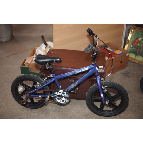 122 - Boys Shockwave Bicycle