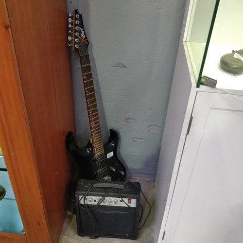 491 - Guitar & Amplifier