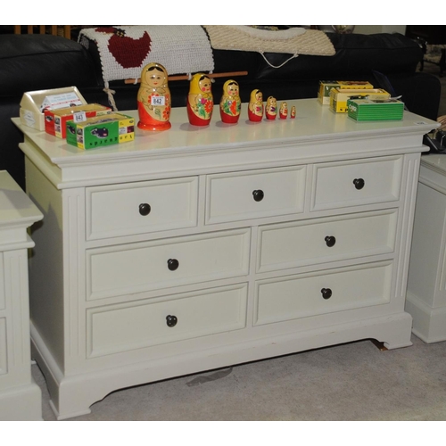 839 - Cream Set of Bedroom Drawers