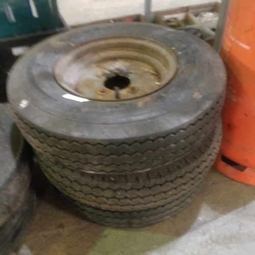 853 - 3 Trailer Wheels