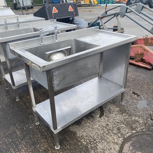 962 - Stainless Steel Sink Unit