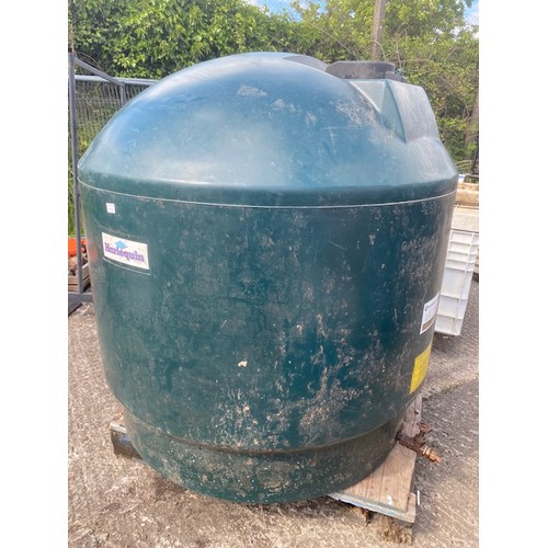 1020 - 300 Gallon Oil Tank