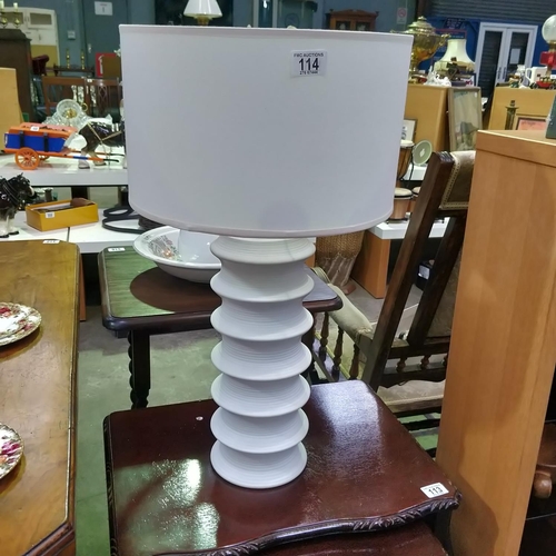 114 - Lovely Table Lamp