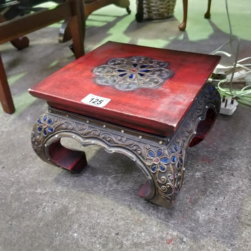 125 - Lovely Decorative Small Stool