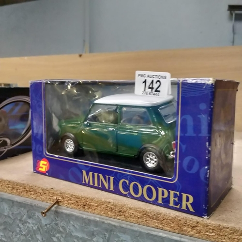 142 - Mini Cooper 1:16 Scale