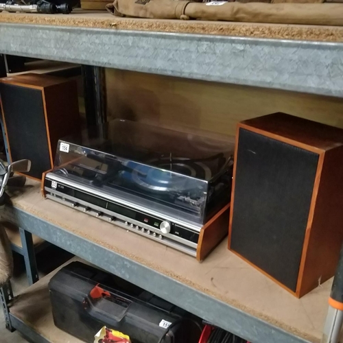 154 - Retro Record Player & Speakers