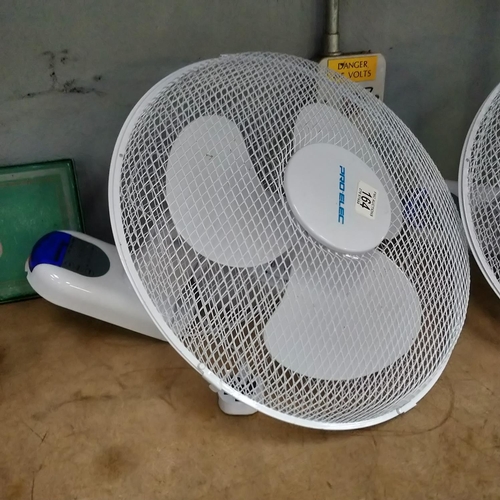 164 - Wall Mounted Fan