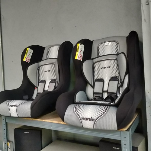 176 - Pair Of Car Seats