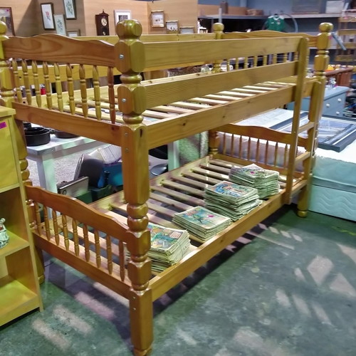 253 - Pine Bunk Beds