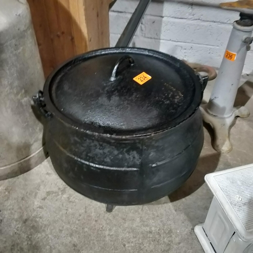 234 - Large Black Pot & Lid