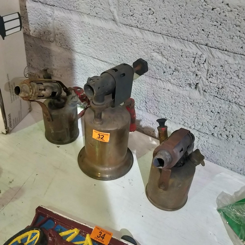 32 - 3 Blow Lamps