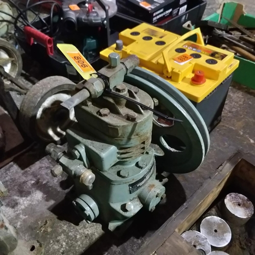 806 - Small Compressor - Working