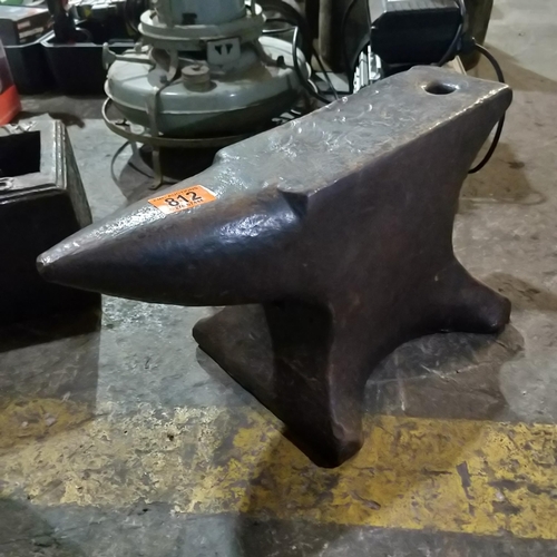 812 - Medium Anvil