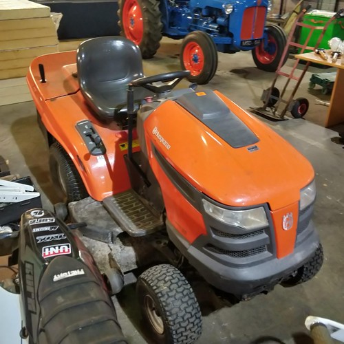 585 - Husqvarna Ride On Lawnmower, Running 100%